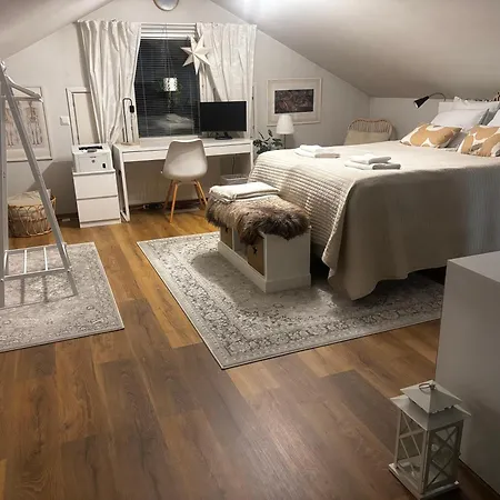 아파트 Aurora Glow